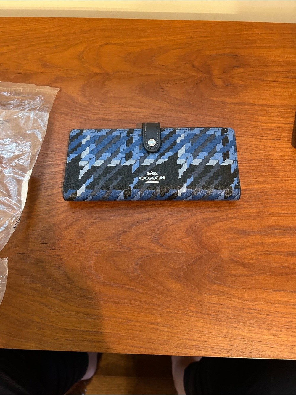 Coach Graphic Plaid Matching Set- City Tote & Slim Wallet - Picture 2 of 14